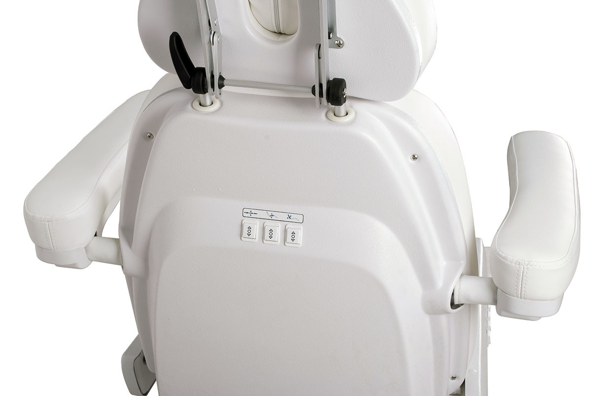 Royal Beauty behandelstoel met 4 motoren, verwarming (inclusief afstandsbediening) en reset