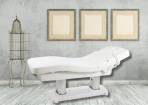 Massagebank Modena witte basis, witte bekleding, 4 motoren en verwarming - toonzaalmodel
