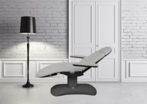 Behandelstoel Beauty Star Nova 4 motoren, zwarte basis, lichtgrijze bekleding - toonzaalmodel